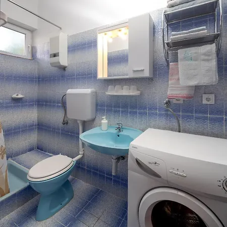 A1 - Near With Patio Parking And Grill Spalato