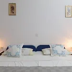 A 1 - Near With Patio Parking And Grill Apartamento *
