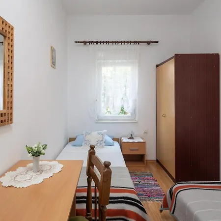 아파트 A1 - Near With Patio Parking And Grill