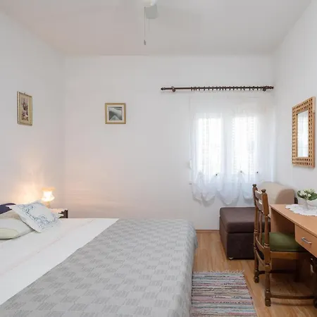 A1 - Near With Patio Parking And Grill 아파트 스플리트